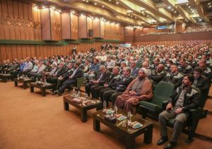 ذوب‌آهن اصفهان یك لشكر جهاد در میدان تولید است