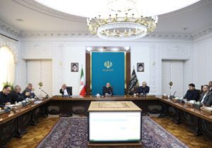 پزشکیان: تسریع در اجرای قانون مالیات‌های مستقیم و برخورد با دستگاه‌های متخلف ضروری است