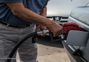 سهمیه بنزین خودروهای صفر زیر یک میلیارد تومان برقرار شد؛ اصلاح مصوبه جدید دولت