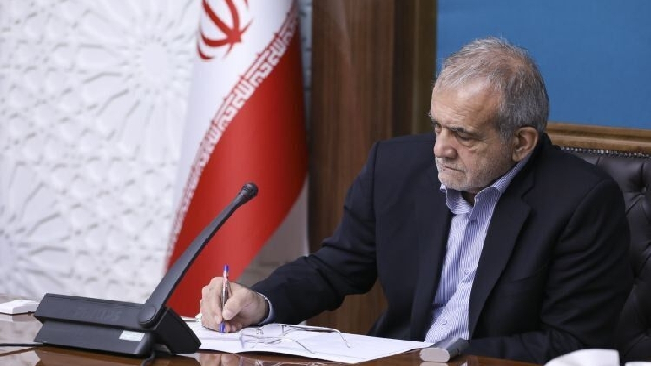 پزشکیان: صلح و اخلاق؛ راه شکوفایی انسان و جوامع بشری