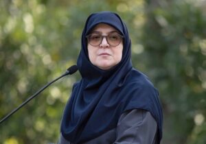 دستور ویژه دولت برای مهار گرانی در ماه رمضان؛ مهاجرانی: معیشت مردم آسیب نبیند