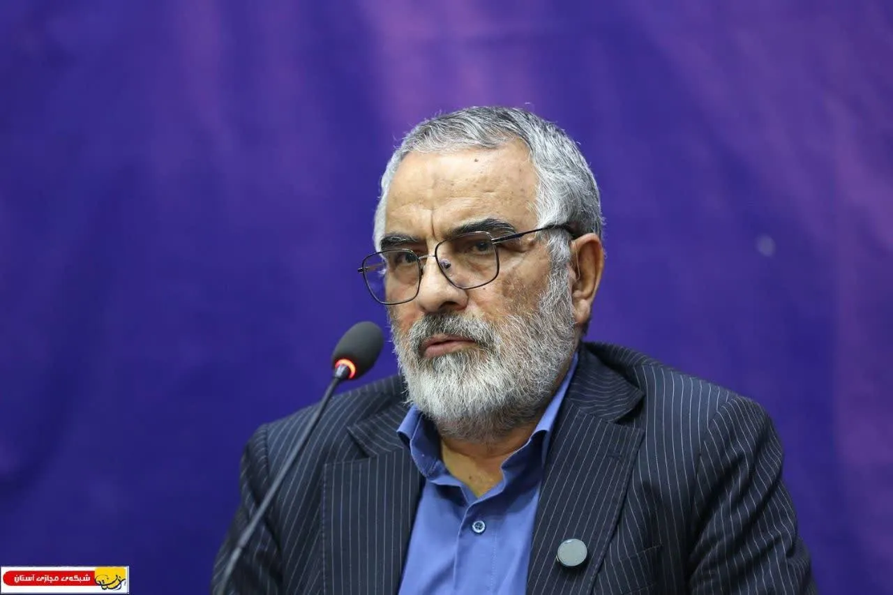 مکتب سیاسی امام نشأت گرفته از مکتب امیرالمؤمنین(ع) است