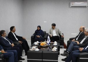 برگزاری نشست مشترک معاون برنامه‌ریزی و توسعه شرکت صبا فولاد خلیج فارس و رئیس دانشگاه هرمزگان در راستای هم‌افزایی صنعت و دانشگاه