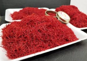 زعفران و دیگر محصولات ایرانی در کیسه دیگران