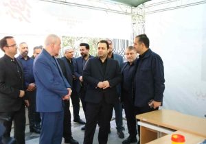 حضور مدیرعامل و جمعی از مدیران بانک ملی ایران در آیین وداع با رهبر شهید انقلاب در مصلای تهران و بازدید از موکب‌های خدمت‌رسانی به زائرین
