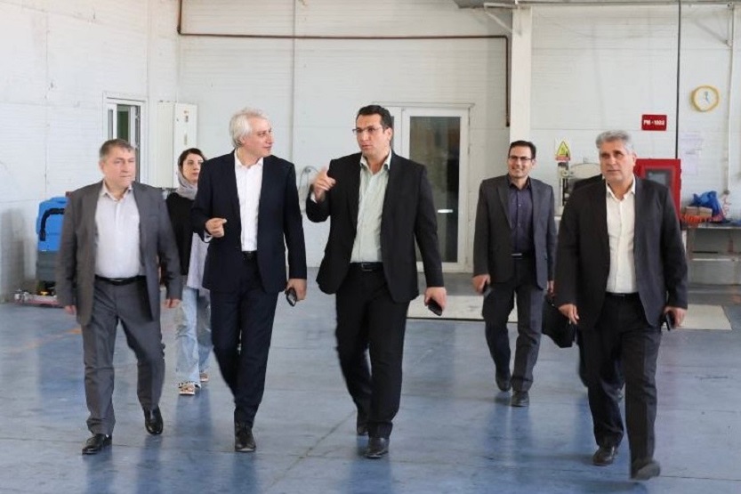 بازدید اعضای هیأت‌ عامل بانک ملی ایران از واحدهای صنعتی استان قزوین؛ تاکید بر حمایت از بخش تولید