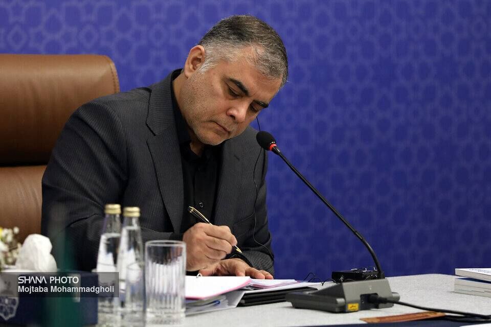 وزیر نفت درگذشت سرپرست روابط عمومی شرکت ملی گاز ایران را تسلیت گفت
