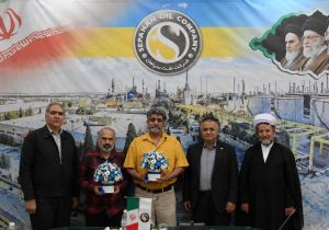 روایت مردانی که اسارت را به حماسه تبدیل کردند؛ تجلیل از آزادگان پالایشگاه نفت سپاهان