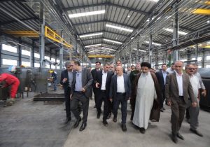 بازدید دبیر شورایعالی مناطق آزاد از کارخانه تولید ترانسفورماتور نیرو ترانسفو صبا