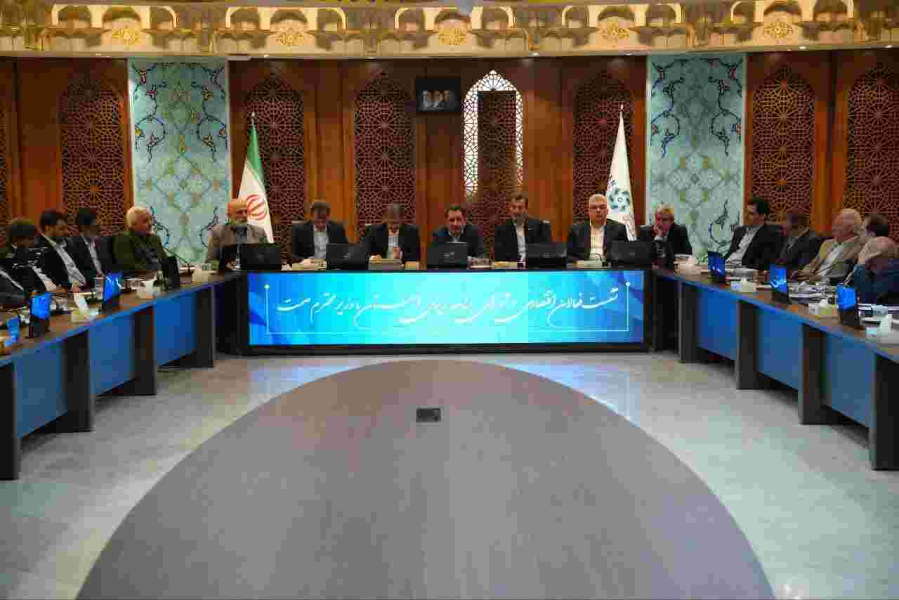 ۴۰۰ همت تسهیلات برای بنگاه‌های کوچک و متوسط اختصاص می‌یابد/ بازگشت واحدهای آسیب دیده پتروشیمی به مدار تولید