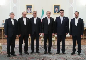 پزشکیان در آیین بدرقه ۵ سفیر جدید ایران: منافع هیچ کشوری با زیاده‌خواهی تأمین نمی‌شود