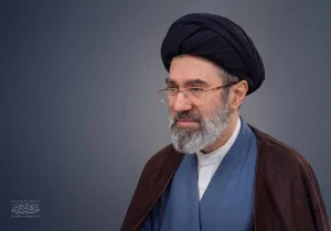 رهبر انقلاب: اختلاف‌افکنی میان مسلمانان، خدمت به دشمن است/ دشمن به دنبال پاره‌پاره کردن امت اسلام با بهانه‌های قومی و فرهنگی