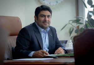 اقدام ارزشمند احمد دهقان، مدیرعامل هلدینگ انرژی سپهر تلاش برای فراهم‌سازی بستر پذیرش گواهی سپرده پتروشیمی سبلان به‌عنوان نخستین گواهی سپرده متانول کشور