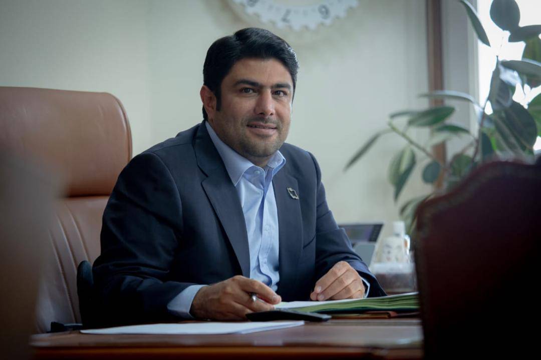 اقدام ارزشمند احمد دهقان، مدیرعامل هلدینگ انرژی سپهر تلاش برای فراهم‌سازی بستر پذیرش گواهی سپرده پتروشیمی سبلان به‌عنوان نخستین گواهی سپرده متانول کشور