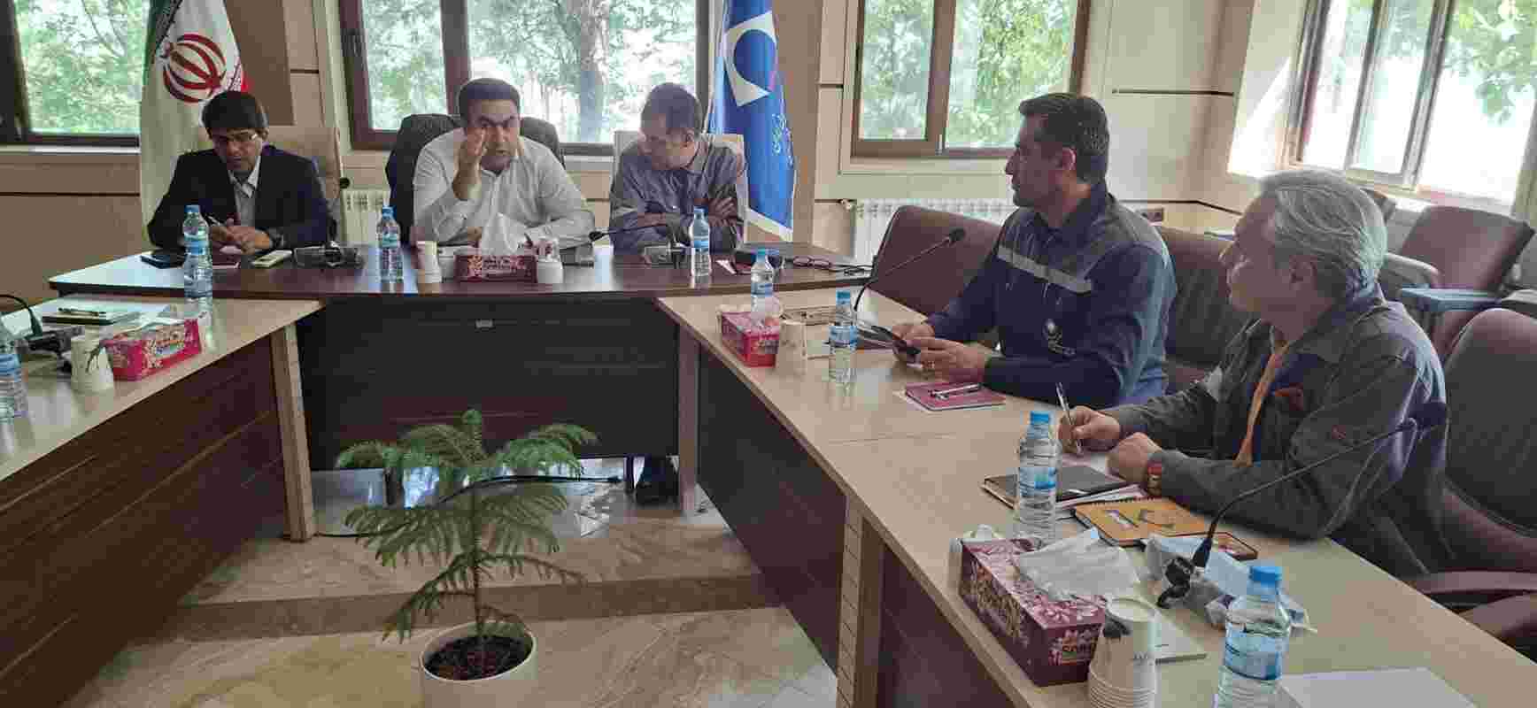 عزیزی: توسعه فعالیت‌های اکتشافی و شناسایی ظرفیت‌های جدید در انگوران ضروری است