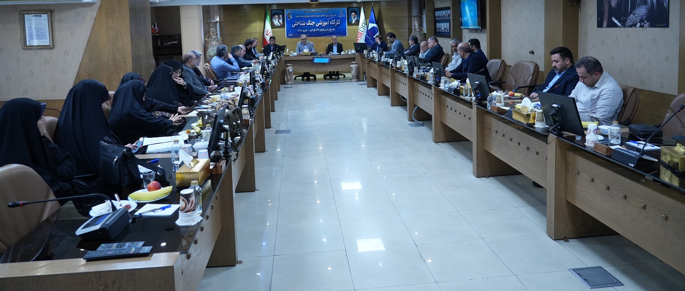 پیام همبستگی و عزم ملت ایران را به دنیا ارسال می‌کنیم